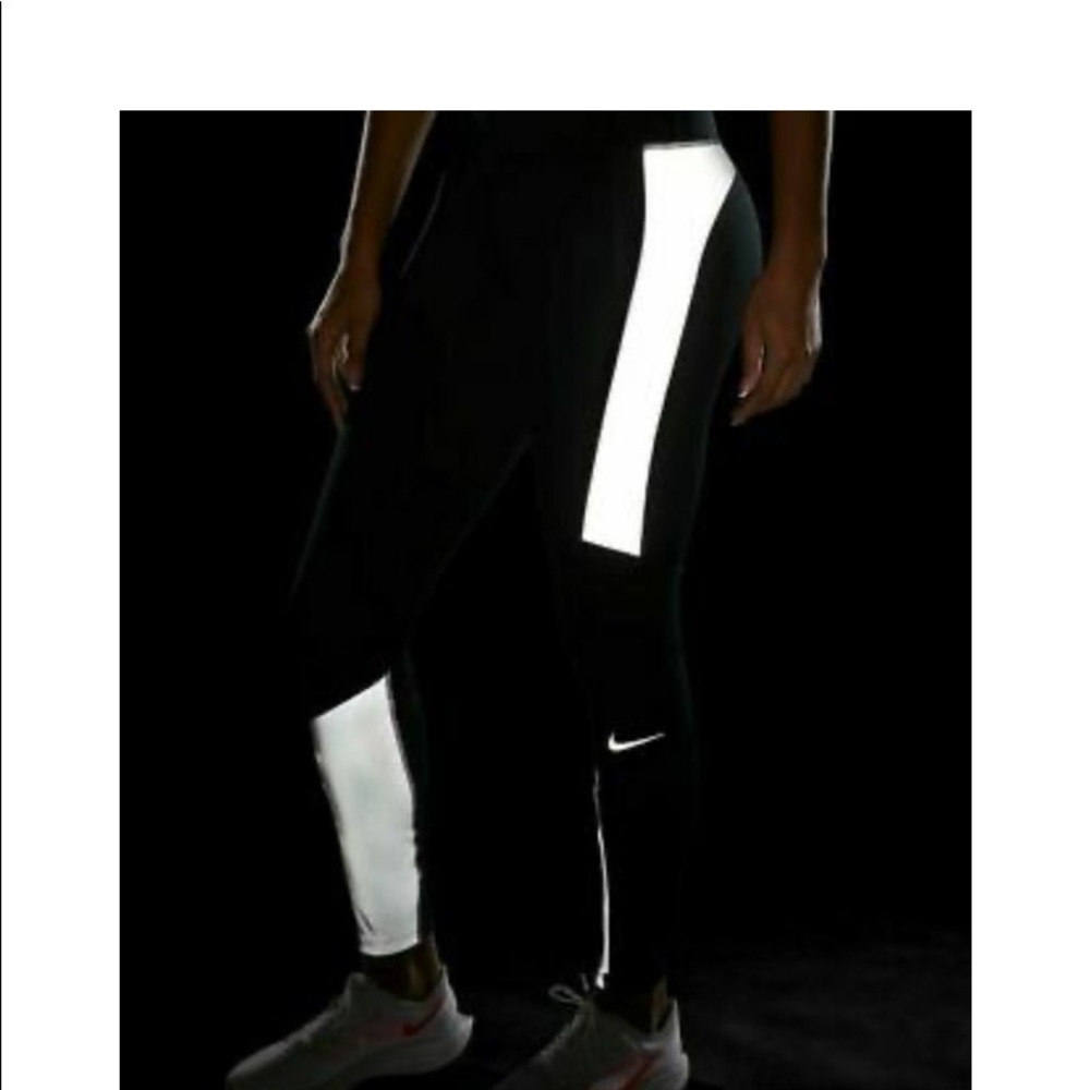 Nike Epic Lux Tight Fit - Picture 4 of 14